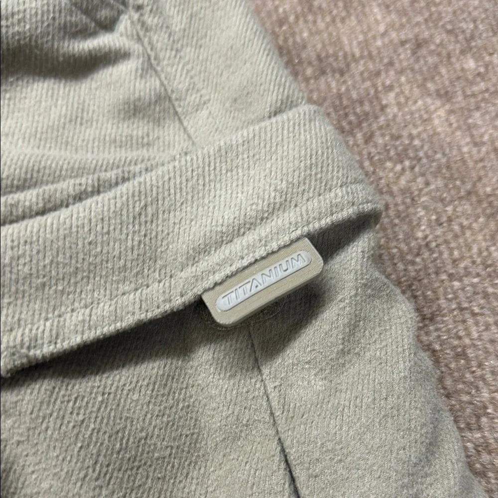Columbia Titanium Men’s Pants 32x34 Thick Omni Dry Convertible Hiking Fish Tan